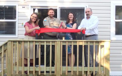 Friends of MacArthur Beach State Park Holds Ribbon Cutting To Celebrate New Housing For Naturalist Internship Program